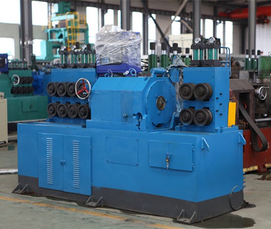 Semi Automatic Ss Rod Peeling Machine