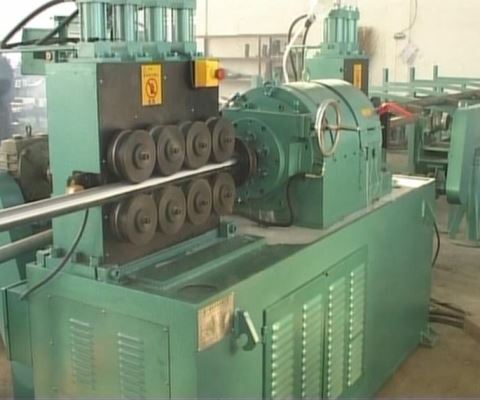 Sbucciatrice automatica a filo in acciaio al carbonio